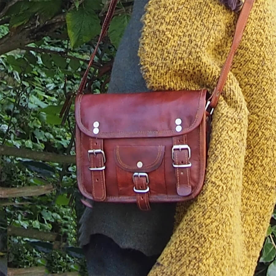 Petit sac porté à la ceinture autre fois deals