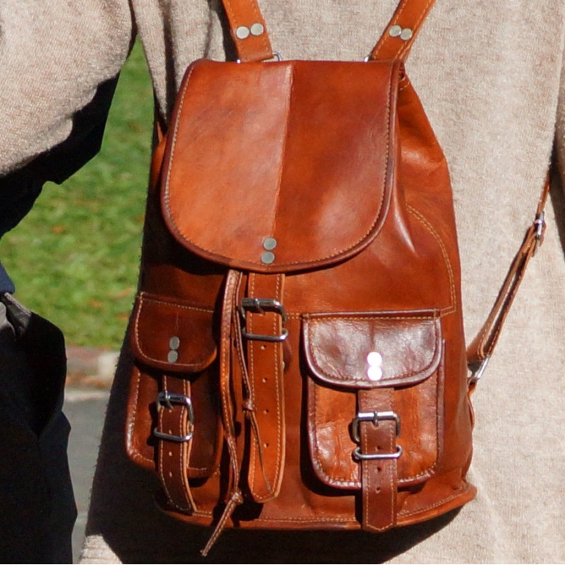 sac a dos vintage en cuir naturel