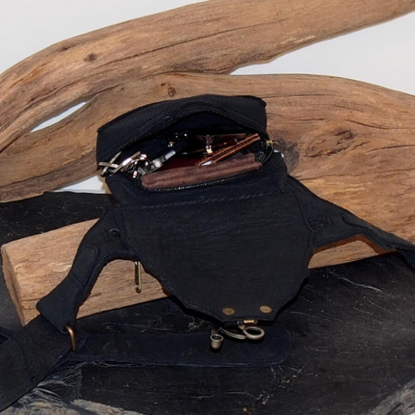 Ceinture en cuir à poche "steampunk"