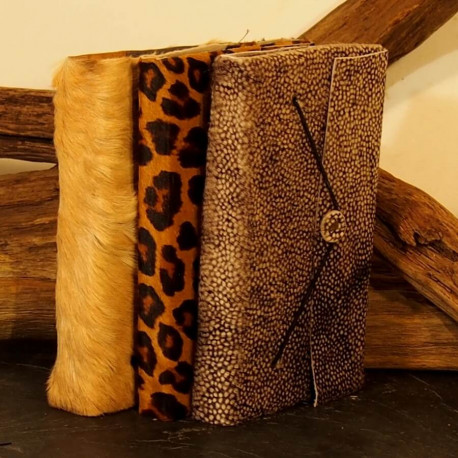 Carnet  en cuir avec poil - Imprimé animal
