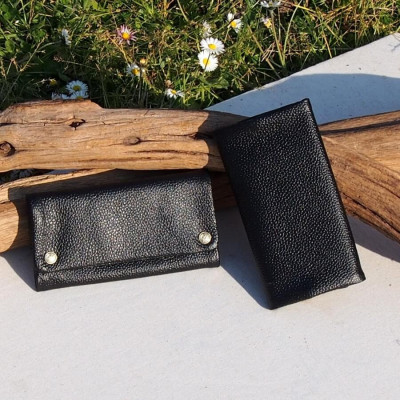 Blague à tabac en cuir noir