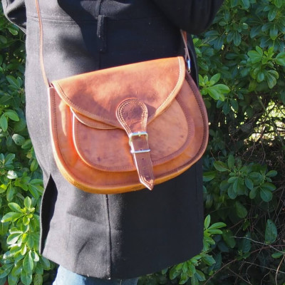 Sac à main en cuir femme à bandoulière – LadiesBag – L