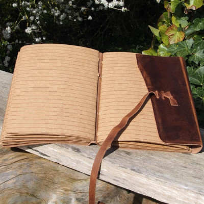 Carnet en cuir de Buffle avec lignes - Lacet  - M