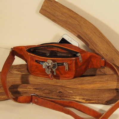 Sac Banane en cuir naturel - pochette à soufflet