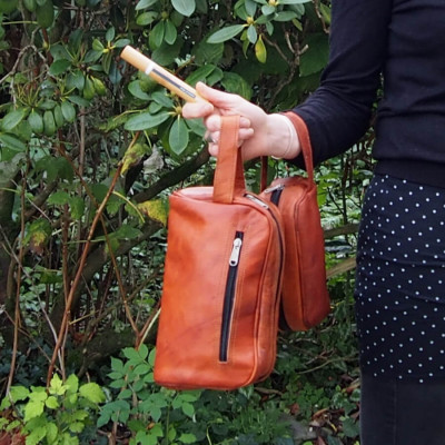 Trousse de toilette en cuir naturel - Vintage