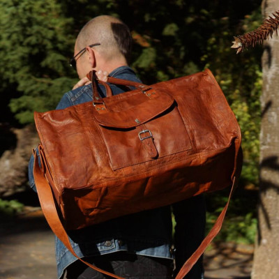 Sac de voyage cuir vintage, forme bowling en cuir naturel de chèvre