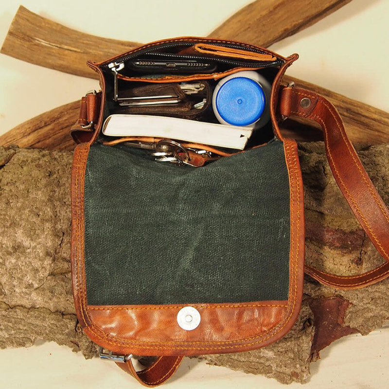 Petite sacoche haute femme en cuir - pression aimantée - S