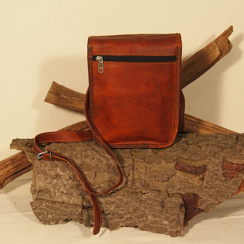 Petite sacoche haute femme en cuir - pression aimantée - S