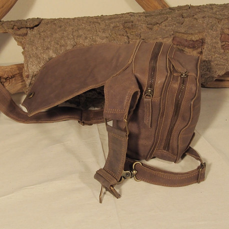 Ceinture cuir à poches - Biker - Hanche / Jambe