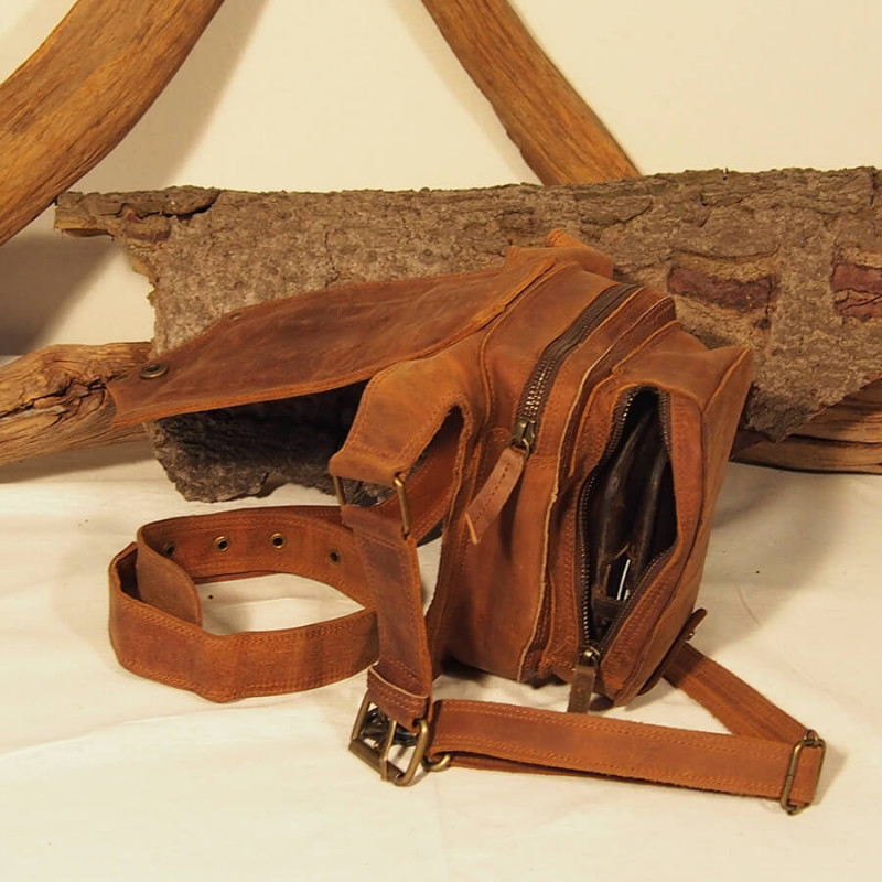 Ceinture cuir à poches - Biker - Hanche / Jambe