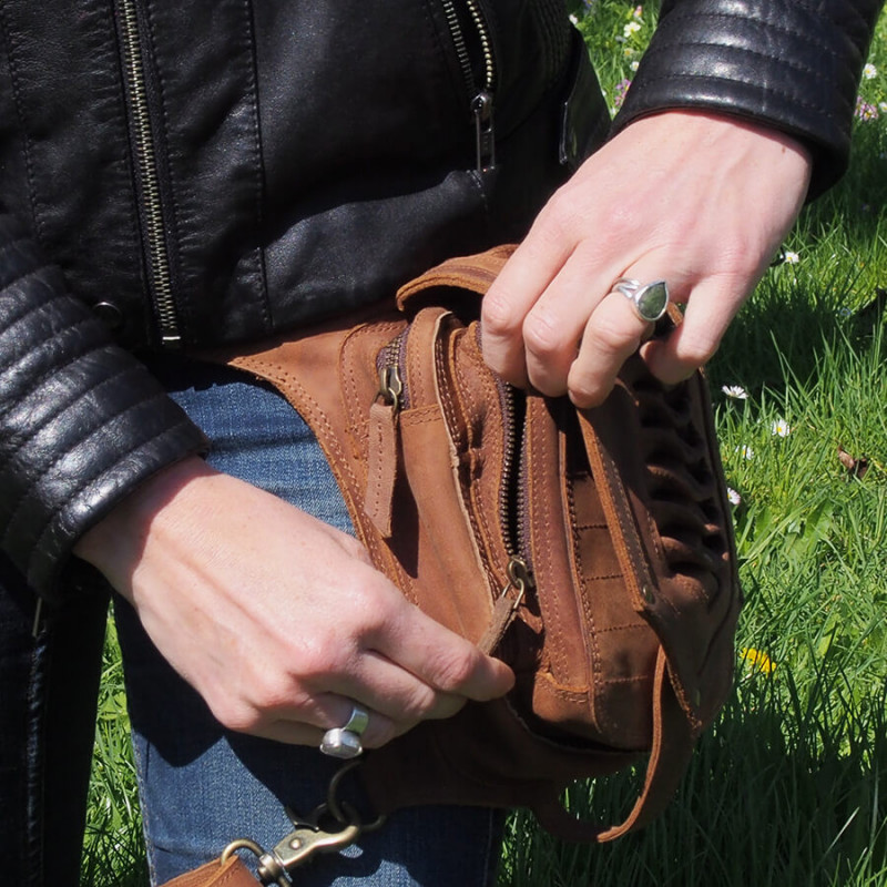 Ceinture cuir à poches - Biker - Hanche / Jambe