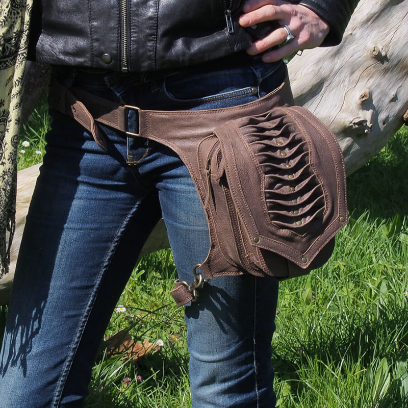 Ceinture cuir à poches - Biker - Hanche / Jambe