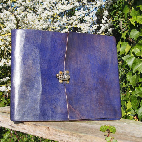 carnet à dessin cuir coloré à crochet paysage grand format