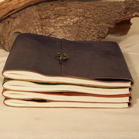 carnet à dessin cuir coloré à crochet paysage grand format